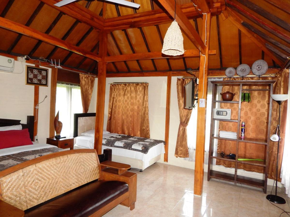 Alamanda Family Villas, Pool & Local Tours Yogyakarta Exterior foto