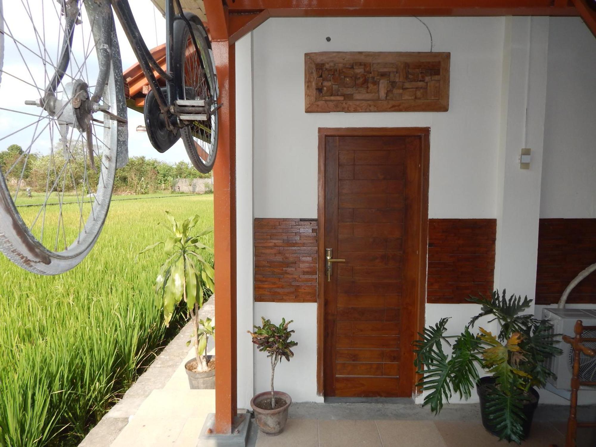 Alamanda Family Villas, Pool & Local Tours Yogyakarta Exterior foto