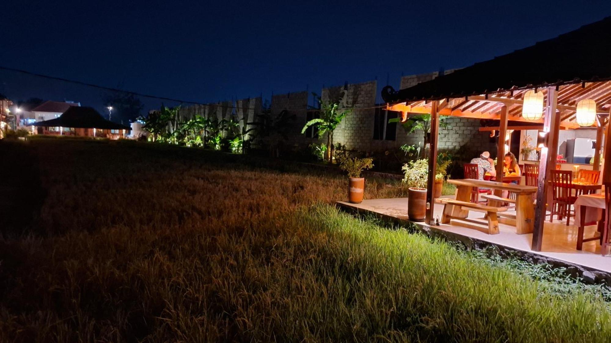 Alamanda Family Villas, Pool & Local Tours Yogyakarta Exterior foto