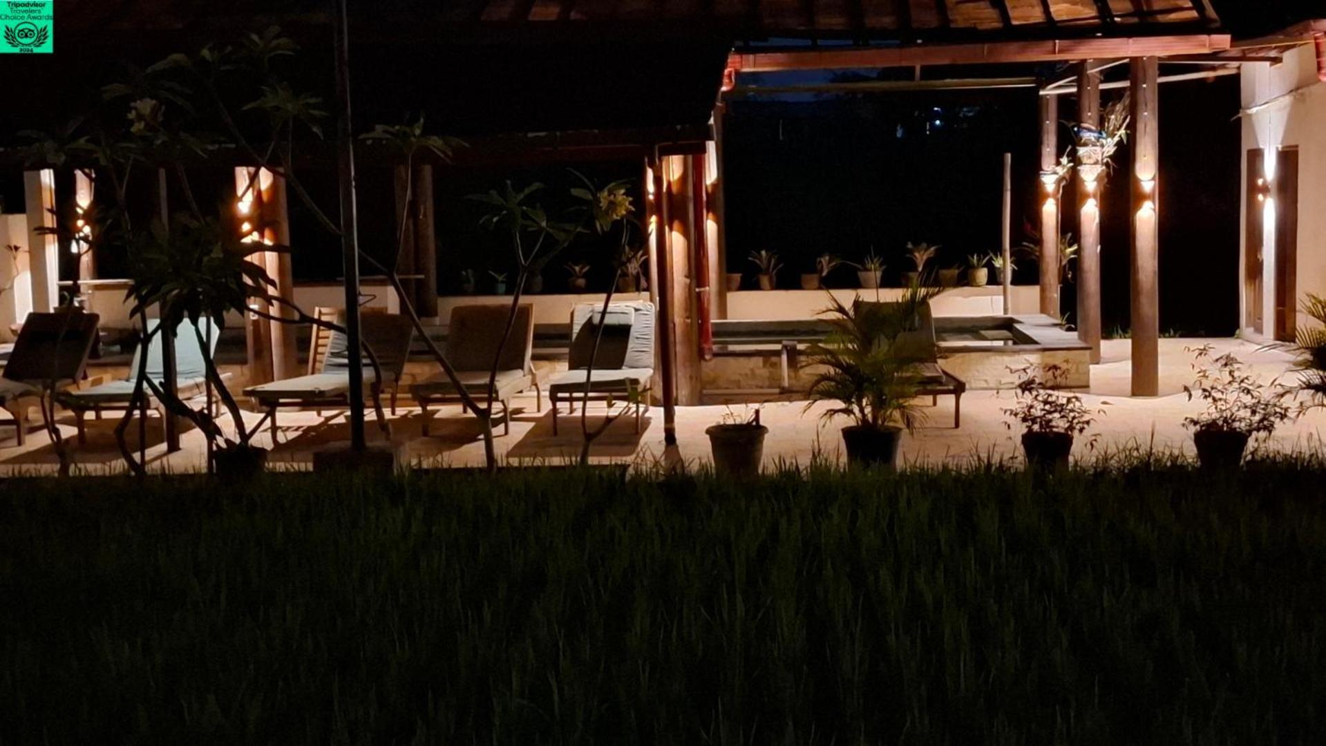 Alamanda Family Villas, Pool & Local Tours Yogyakarta Exterior foto